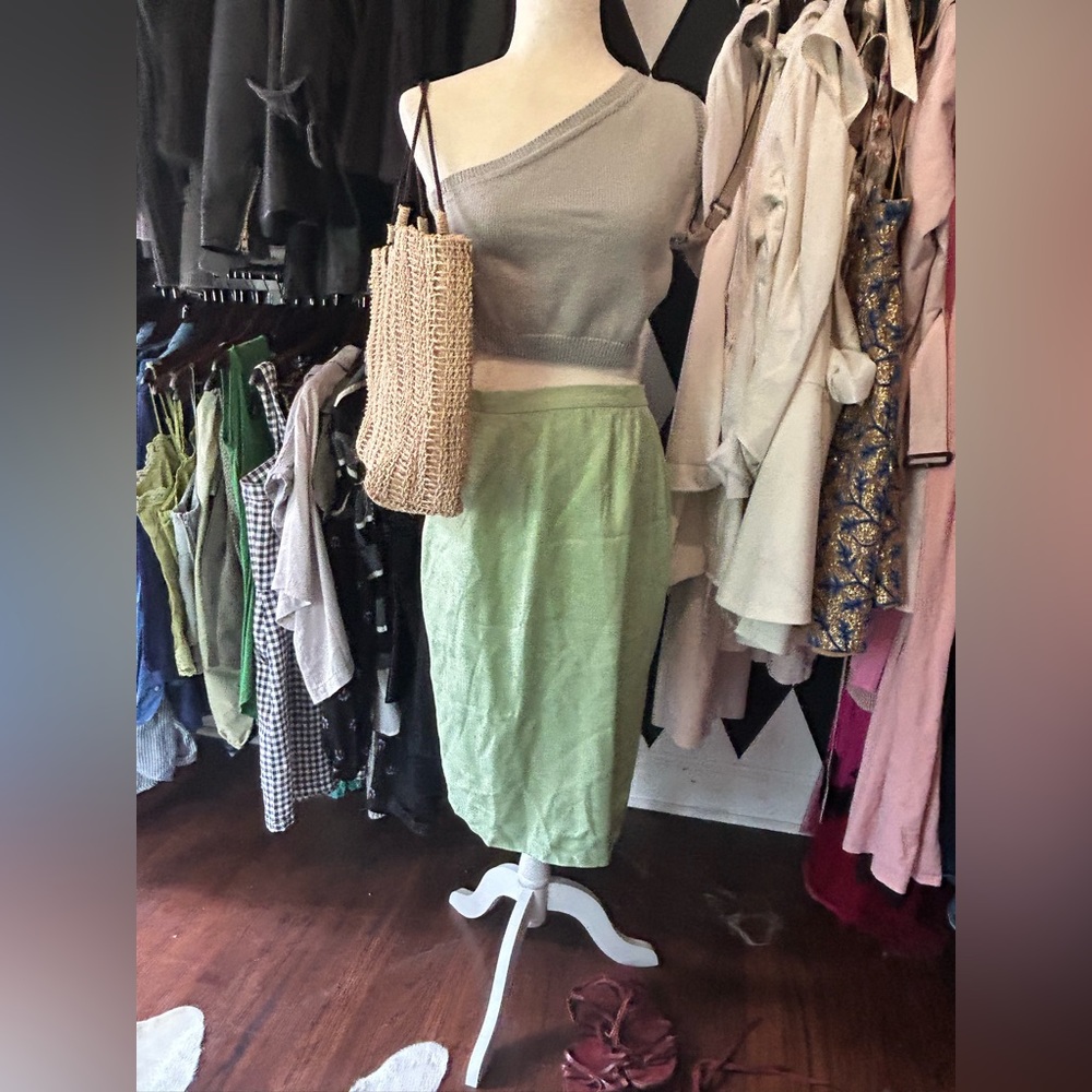 100%green silk midi skirt